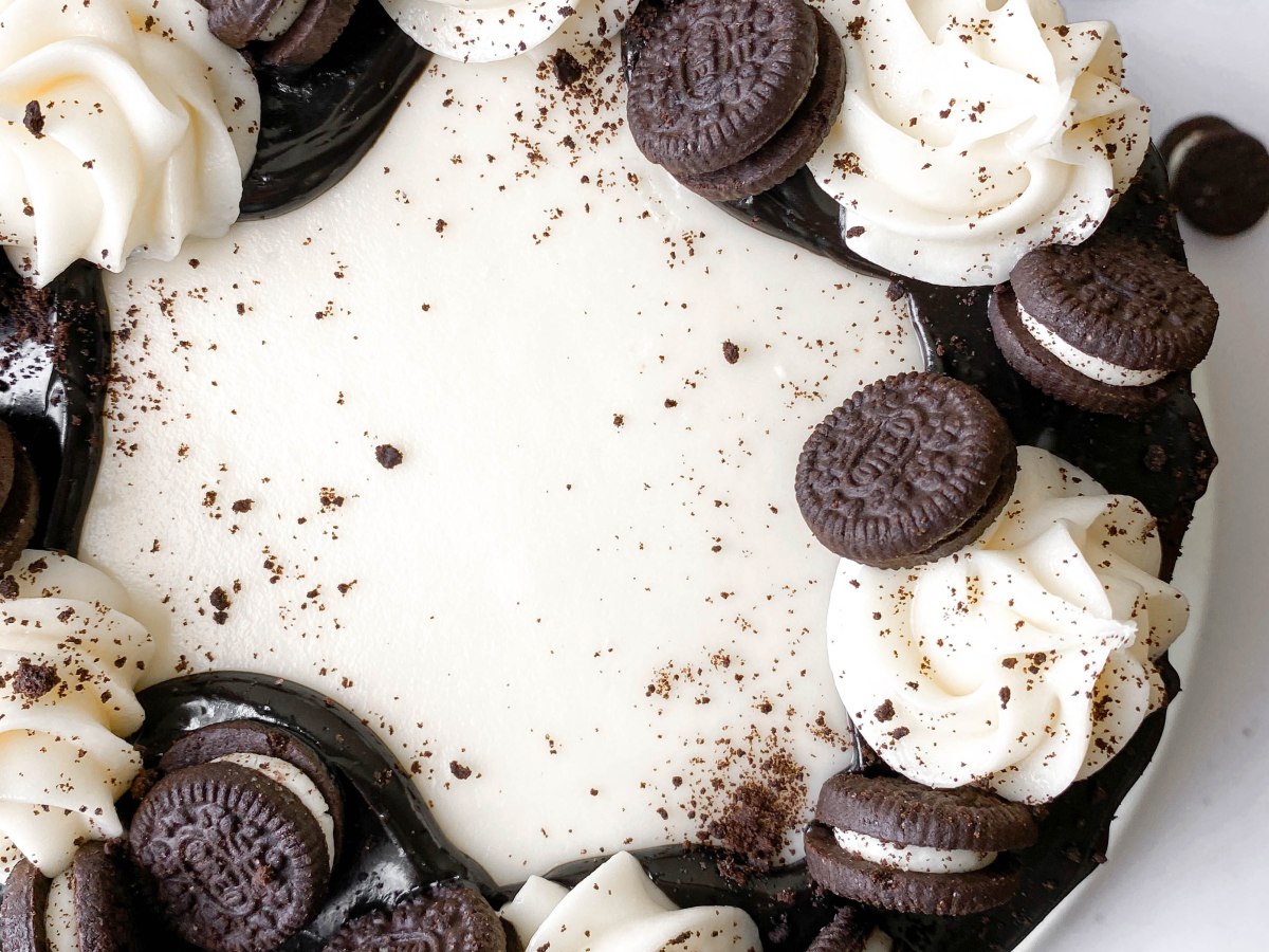 The Most Outrageous Oreo Layered&nbsp;Cake